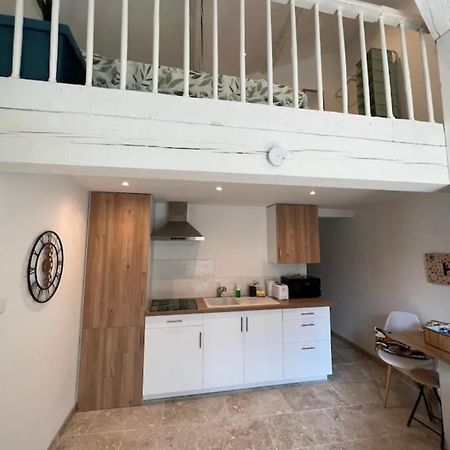 Duplex A 2 Pas De La Vielle Ville D アヴィニョン エクステリア 写真
